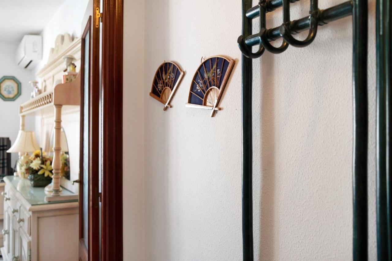 Apartamento Mercedes Conil De La Frontera Luaran gambar