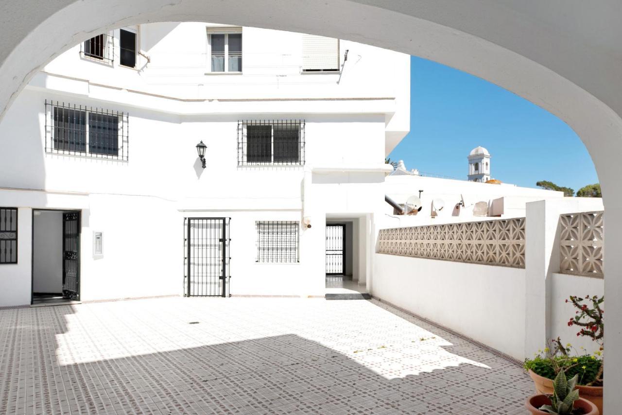 Apartamento Mercedes Conil De La Frontera Luaran gambar